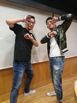 画像: L・I・J内藤哲也。公録の会場でもいろんなレスラーのポーズで写真を撮っています。