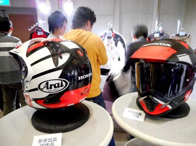 画像4: 新型?イベントで気になるヘルメットを発見??