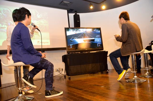 画像: しかし、さすがは中野真矢さん。 ゲームでも華麗なテクニックを披露し、 30秒のハンデをつけた記者をあっさりパスしました。
