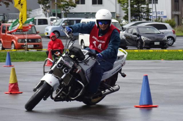 画像4: <寺崎愛のグロム修業>北海道ジムカーナ2015 編 (その2)