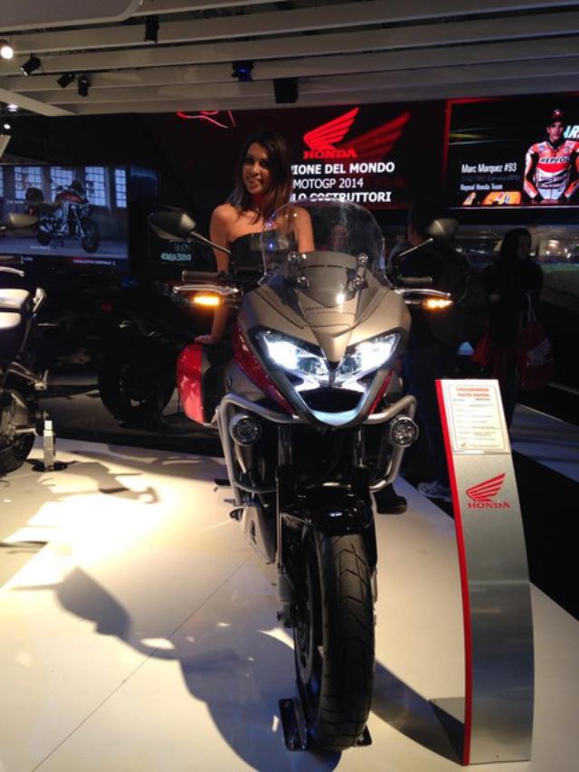 画像17: EICMA2014のキャンペンガール特集 その3(福山理子)