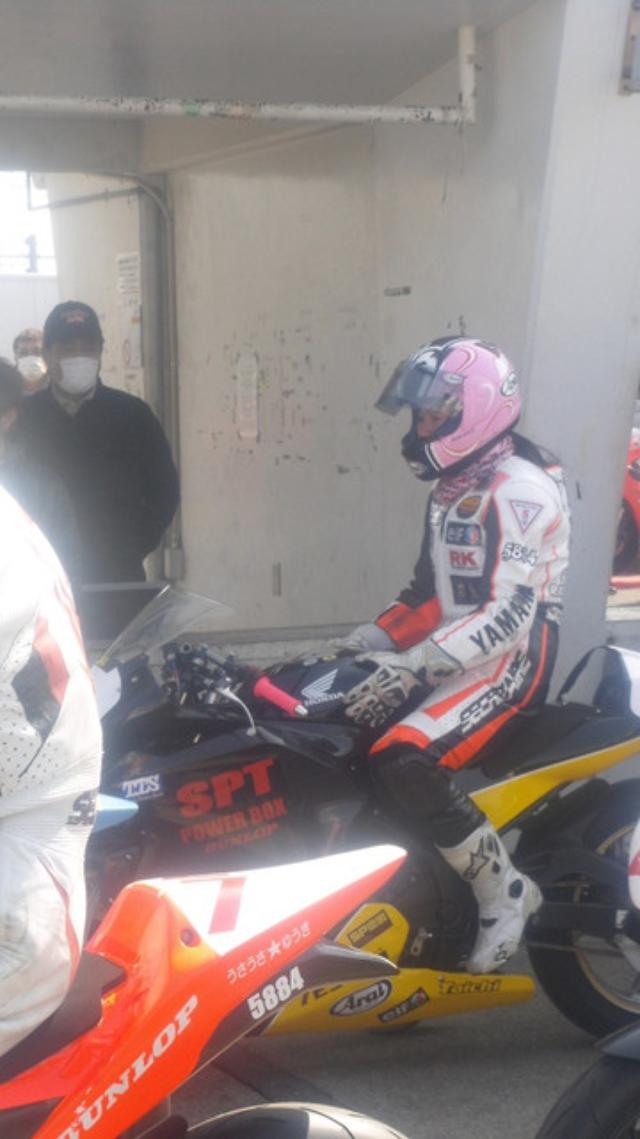 画像7: Shiny and Bright! Introducing the Female Racing Riders! (Riko Fukuyama) ※English ver.