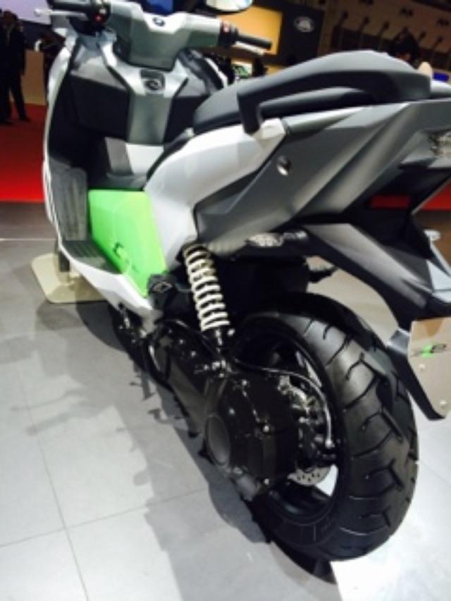 画像3: <理子のいまさらTMS2015> BMWブースで気になった1台(福山理子)
