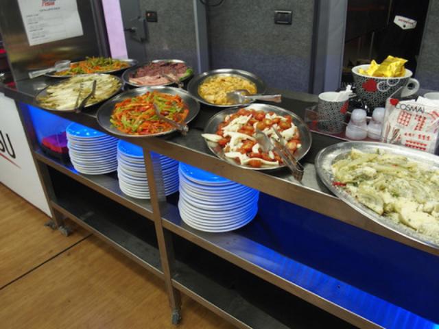 画像2: <カタルニアGP観戦日記・斉藤のん編> 情熱と食あたりのスペイン(その3)