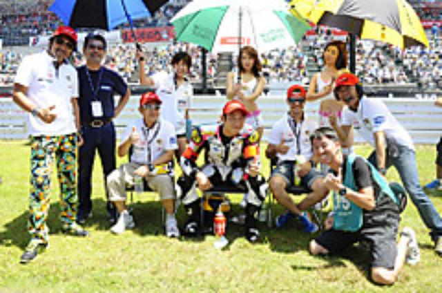 画像7: <2015鈴鹿8耐> 福田充徳のグリッド放浪記