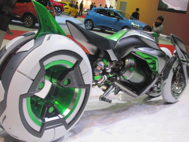 画像2: <理子の東京モーターショー2013見聞録>気になり過ぎちゃった1台!(カワサキ編 その1)