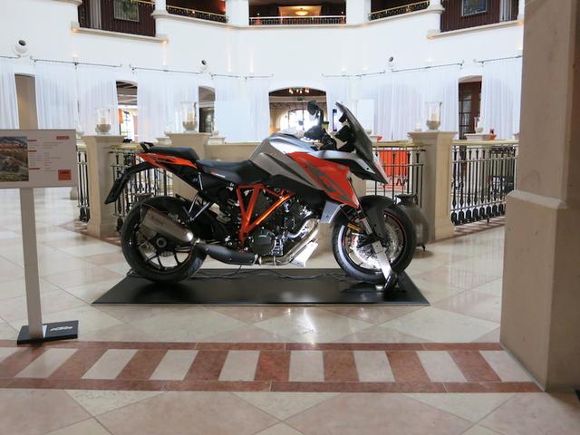 画像1: 「KTM 1290 SUPER DUKE GT」の国際試乗会に参加中!