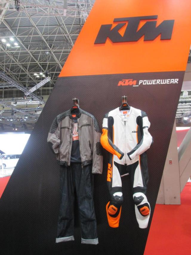 画像2: <理子の東京モーターショー2013見聞録> どうやって遊ぼうかな♪(KTM編)