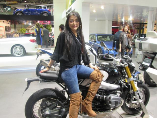 画像6: <理子の東京モーターショー2013見聞録> バイクに革ジャンに女の子 (BMW編)