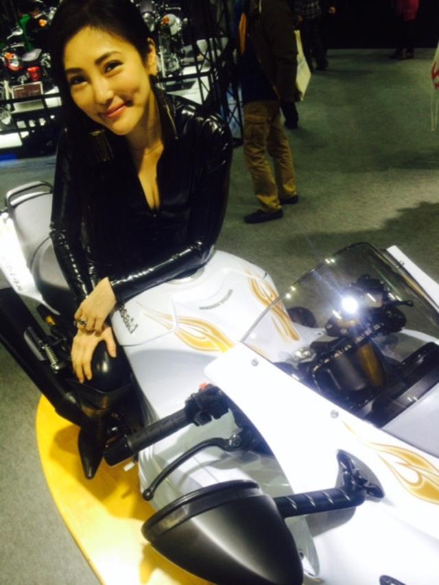 画像6: 大阪モーターサイクルショー2014、たっぷり満喫中!(福山理子)