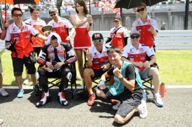 画像15: <2015鈴鹿8耐> 福田充徳のグリッド放浪記