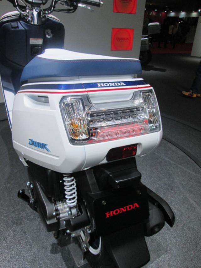 画像3: <理子の東京モーターショー2013見聞録>かわいいお姉さんと、かわいいバイク(ホンダ編 その2)
