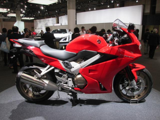 画像7: <理子の東京モーターショー2013見聞録>「枠にはまるな。」のHONDAです(ホンダ編 その1)