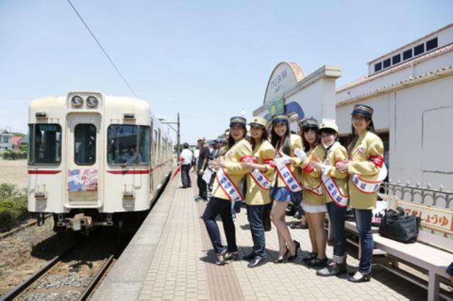 画像5: 卍固めサービスも! 「銚子電気鉄道開業90周年イベント×バイク」が開催されました!※画像追加