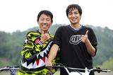 画像: 「バイク芸人の勲章いただきました、ありがとうございます! 次はバイク王のCMください」 (半分以上マジメに福ちゃんより)