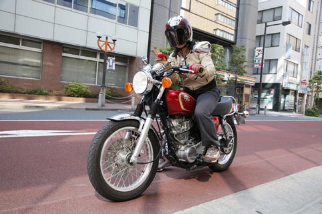 画像2: SR400乗っちゃった!