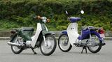 画像: 715mmのスリムな車体は、狭い住宅街の中でも優れた機動性を発揮する。また、乗り降りしやすい 低いシートや積載しやすい位置にある広いリアキャリアなど、使い勝手は満点。
