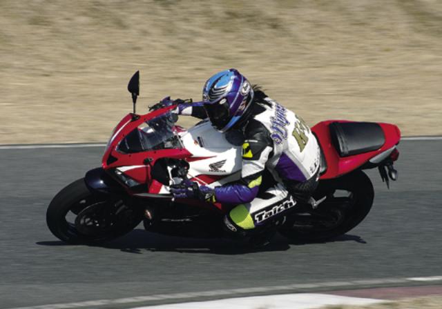 画像: <試乗ダイジェスト>HONDA CBR600RR 国内仕様(2009年)