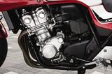 画像: モデルチェンジごとに確実な進化を遂げてきた水冷4気筒エンジン。独創のハイパーVTECは現行型からRevoにバージョンアップされ、走行性能と環境性をさらに向上。