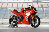 画像: CBR250Rは単気筒ハンディキャップとして300ccまでOKです。ハニービー車
