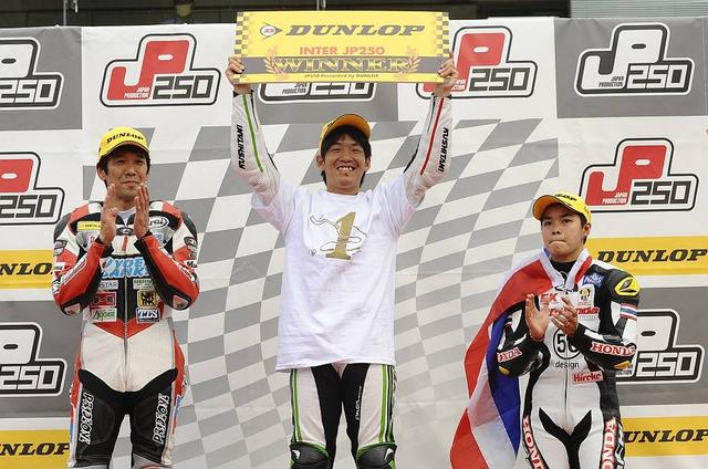 画像: YZF-R25? ニンジャ? CBR? JP250クラスで勝利したのは…!?【MFJカップシリーズ第1戦】