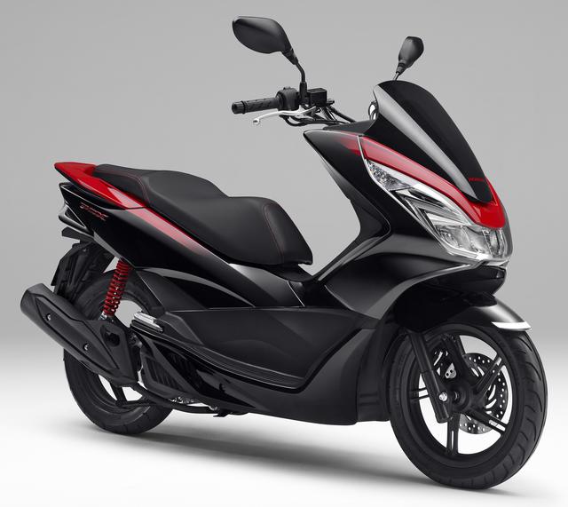 画像: HONDA PCX Special Edition(ポセイドンブラックメタリック) ■価格:34万200円
