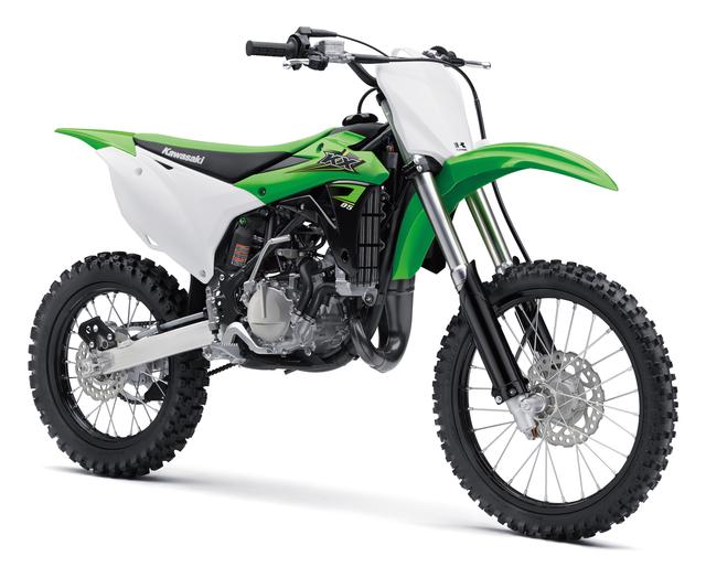 画像: KAWASAKI KX85-Ⅱ(2017年モデル) ■価格:38万160円 ■発売予定日:2016年7月1日