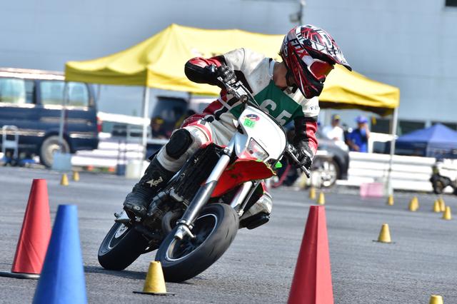 画像13: 20年ぶりの筑波ジムカーナ場開催 勝利の鍵は路面コンディション!? オートバイ杯ジムカーナ第2戦