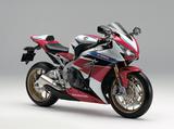 画像: H009 HONDA CBR1000RR SP ■価格:203万400円 CBR1000RRの特別仕様。前後サスはオーリンズの最上級品でエンジンもピストンとコンロッドの重量を精密に選別したもの。ブレーキはブレンボ製モノブロックキャリパー、ABSもセッティングが異なる。