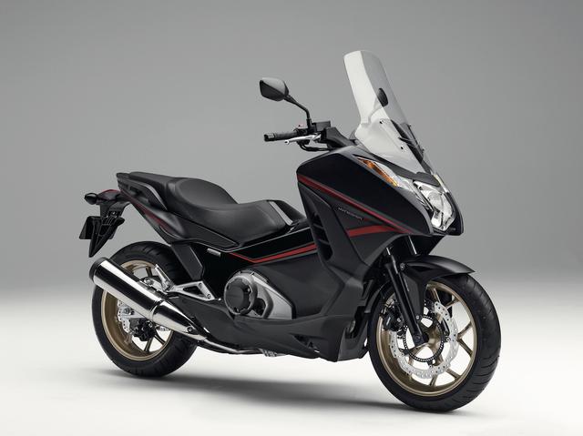 画像: H016 HONDA INTEGRA/S ■価格:89万6400円〜98万2800円 エンジンや車体構成はNCシリーズと共通だが、外装部品の構成とデザインを大きく変え、スクーター的なルックスと利便性を加えたモデル。ミッションはDCTのみの設定となる。