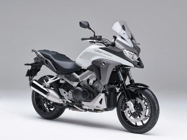 画像: H012 HONDA VFR800X ■価格:138万2400円 VFR800Fと基本コンポーネンツを共用するアドベンチャーツアラー。スタイリングは兄貴分・VFR1200Xと共通イメージ。街乗りからツーリングまで快適な万能モデル。
