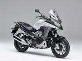 画像: H012 HONDA VFR800X ■価格:138万2400円 VFR800Fと基本コンポーネンツを共用するアドベンチャーツアラー。スタイリングは兄貴分・VFR1200Xと共通イメージ。街乗りからツーリングまで快適な万能モデル。