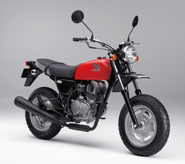 画像: H036 HONDA APE100/50 ■価格:APE100 32万2920円/37万6920円 ※生産終了モデル、APE50 27万円/31万8600円※生産終了モデル 空冷単気筒エンジンを前後12インチホイールの小さなボディに搭載したミニスポーツ。タイプDは前後キャストホイール+ディスクブレーキを装備する上級グレード。
