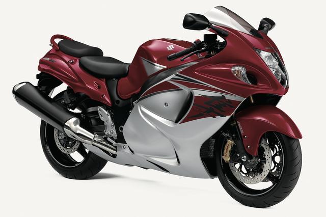 画像: S009 SUZUKI HAYABUSA ■価格:160万9200円 圧倒的な超高速性能と個性的な容姿で人気を集めるメガスポーツ。2014年からは国内仕様も登場、スピードリミッター装着ながら、最高出力など基本的なスペックは輸出仕様と共通。ETC車載器が標準搭載された初の国内モデルだ。