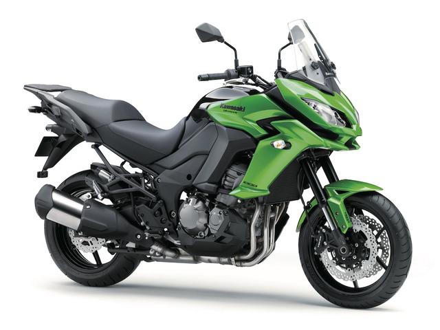 画像: K010 KAWASAKI VERSYS1000 ■価格:135万円 2015年モデルで吸排気系の改良と同時に、クラッチ操作力とシフトダウン時のエンジンブレーキを軽減するアシスト&スリッパークラッチも新採用、より洗練されたフィーリングを得た。