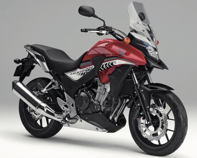画像: H023 HONDA 400X/ABS ■価格:70万9560円〜73万1160円/76万320円〜78万1920円(ABS) CBR400Rをベースにクロスオーバーコンセプトに基いて、幅広い用途に対応できるミドルアドベンチャーツアラーとして誕生。新デザインのLEDヘッドライト、高さを100mm伸ばした大型のウインドスクリーンなどを新採用。