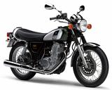 画像: Y021 YAMAHA SR400/60th Anniversary ■価格:55万800円/58万3200円(60th Anniversary) 1978年にデビューして以来、今年で38年目を迎えたSR400。ヤマハ創業60周年を記念し、70〜80年代のレースシーンで活躍したイエロー地にブラックのスピードブロックパターンを組み合わせた特別色の「60th Anniversary」モデルは期間限定受注モデルだ。