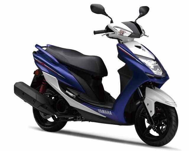 画像: Y053 YAMAHA CYGNAS X SR ■価格:30万7800円 歴代4代目となる現行モデルはフレーム、フロントフォーク、リアアームが一新され、従来モデル比4㎏の軽量化を実現。FI仕様の124cc空冷単気筒エンジンは、吸排気系や各部の見直しでトルク特性や加速性能、燃費が向上した。