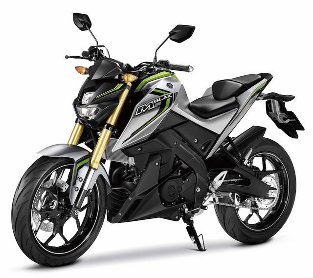 画像: Y027 YAMAHA M-SLAZ ■価格未定 東南アジア向けにヤマハが新開発したM-SLAZ。昨年12月からタイなどで発売をスタートした150ccスポーツモデルで、初心者も気軽に楽しめるような扱いやすさと実用性を追求している。