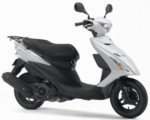画像: S042 SUZUKI ADDRESS V125S ■価格:26万8920円 コンパクトで小回りの効く車体へ、パワフルで燃費も良好な空冷125ccエンジンを搭載、通勤用途などに最適な定番モデルの最新仕様。長い歴史を経て練り上げられた各種装備も充実。