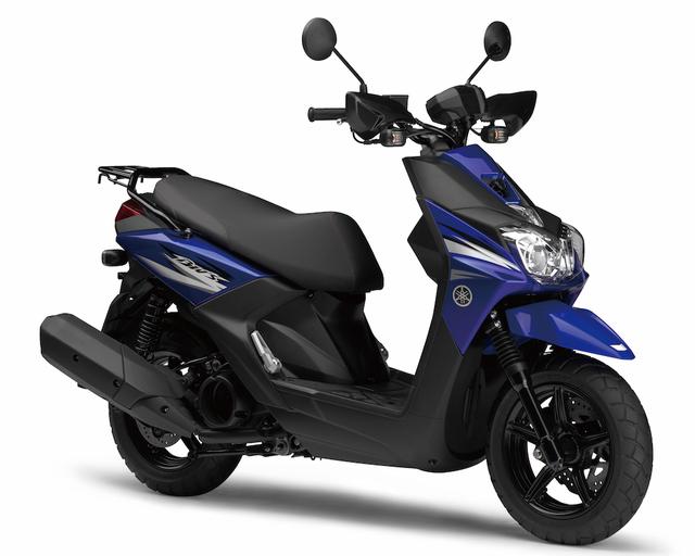 画像: Y051 YAMAHA BW'S 125 ■価格:31万8600円 新型のシグナスXをベースにSUVテイストを取り入れた遊び心あふれるシティービークル。伝統のデュアルヘッドライトは非対称デザインで精悍なイメージに。ブラッシュガード、ブロックタイヤといったオフロードテイストも健在だ。