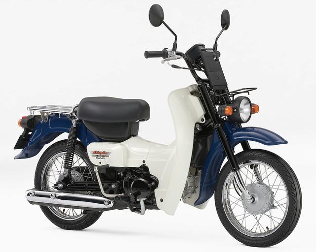 画像: S051 SUZUKI BIRDIE50/セル/新聞 ■価格:21万600円/22万1400円/22万7880円 アンダーボーン構造による低重心の車体が業務用途での使い勝手が良好なビジネスバイクのバーディ。エンジンは粘り強く扱いやすく、低燃費で信頼性が高い点でも評価されている。