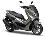 画像: Y049 YAMAHA NMAX ■価格:34万200円 ヤマハMAXシリーズのスタイルとキビキビとした走りを、125ccクラスに取り入れたのがNMAX。中でも注目は国内初採用の「ブルーコアエンジン」。このエンジンは「走りの楽しさ」と「燃費・環境性能」の両立をコンセプトに、高効率燃焼、高い冷却性、ロス低減を徹底的に追求。ハイパワー・好燃費を実現している。
