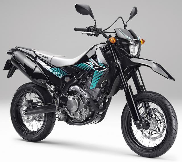 画像: H029 HONDA CRF250M ■価格:50万3280円 オフロードモデルとして人気のCRF250Lの優れたトータルバランスを活かしながら、前後ホイールを17インチ化してオンロードタイヤを装着し、舗装路での走りを重視したモタードバージョン。