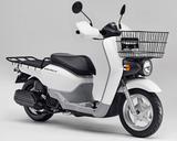 画像: H073 HONDA BENLY PRO ■価格:24万3000円 50ccビジネススクーター・ベンリィの積載性を向上させたモデル。昨年モデルチェンジでeSPエンジンを搭載したのをはじめ、さまざまな改良点はスタンダードモデルと共通だ。