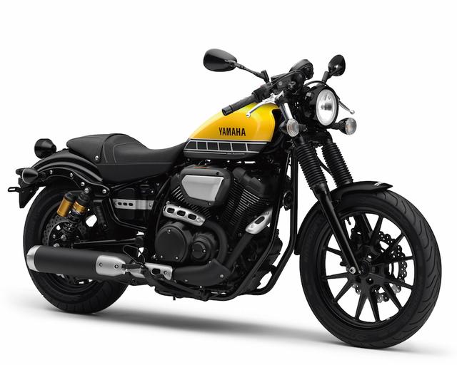 画像: Y029 YAMAHA BOLT C-SPEC ■価格:97万7400円/102万8160円(60th) ボルトをベースに、カフェレーサー的スタイルを取り入れたバリエーションモデル。ハンドルバー、ステップ位置、前後サスペンション長を伸ばすなどカフェ系ロードモデル的味付けがなされている。60thは期間限定受注だ。