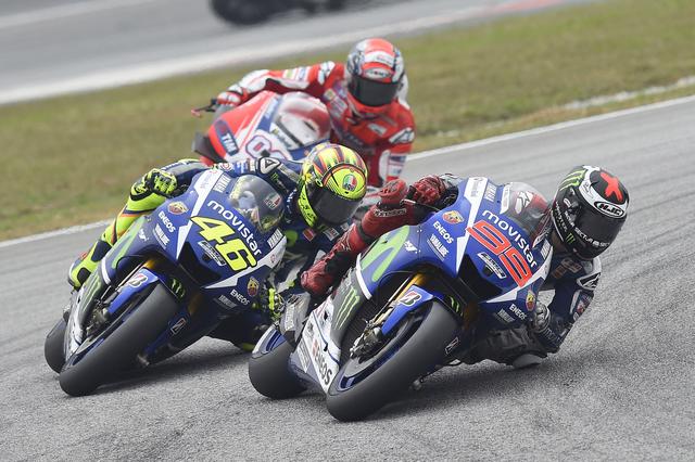 画像: 2015シーズンのYZR-M1。