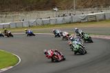 画像: 写真は2016年のSUGO120Milesセミ耐久。鈴鹿8耐はだいたい750Miles耐久です