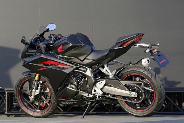 画像7: 新型「CBR250RR」が鈴鹿8耐に登場! 全方位カットをお届け!