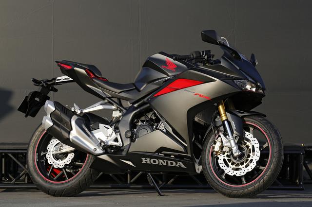 画像3: 新型「CBR250RR」が鈴鹿8耐に登場! 全方位カットをお届け!